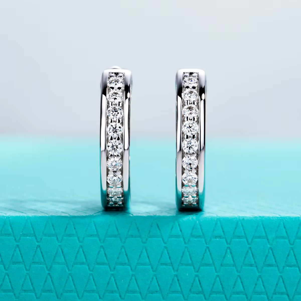 0.56CTTW Moissanite Hoop Earrings for Women – Luxury 925 Sterling Silver Wedding & Engagement Jewelry | Lab-Created Diamond Alternative by Aevyra