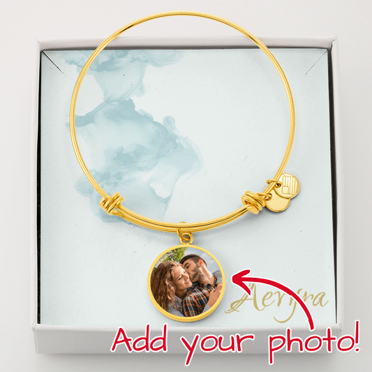 Aevyra Custom Photo Circle Bangle – Personalized Luxury Bracelet with Message Card | Perfect Gift for Her, Mom, Wife, or Girlfriend